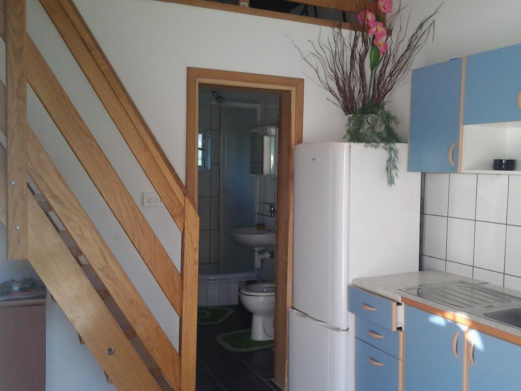 Apartmani Marija Starigrad Paklenica Exterior photo