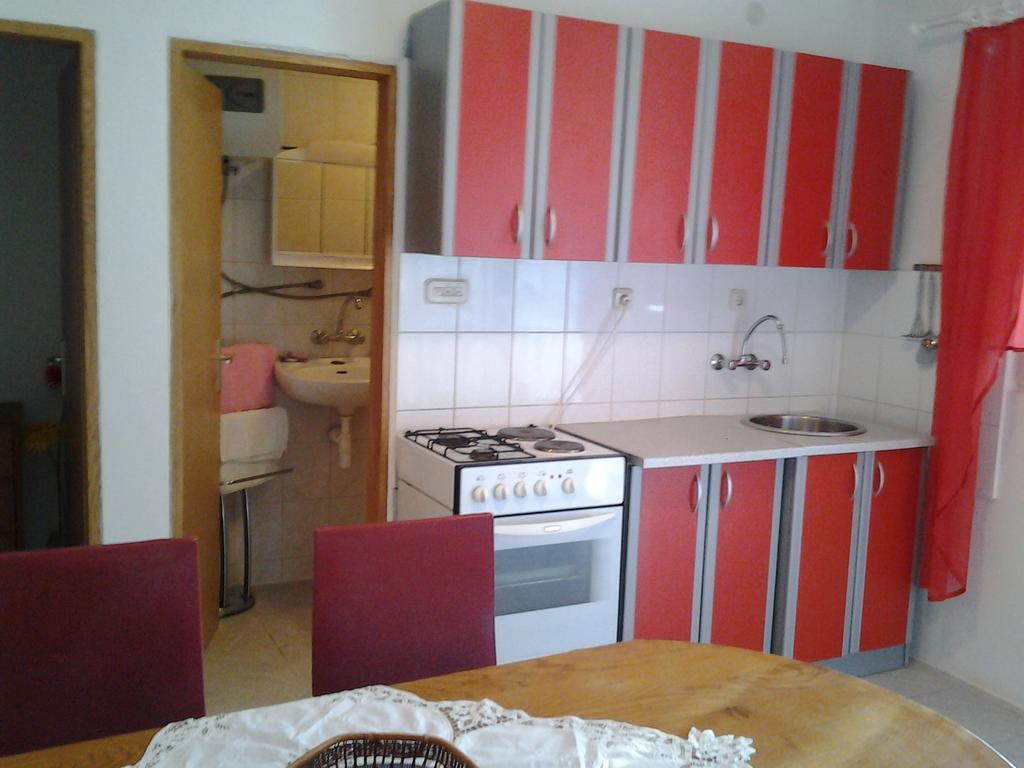 Apartmani Marija Starigrad Paklenica Exterior photo
