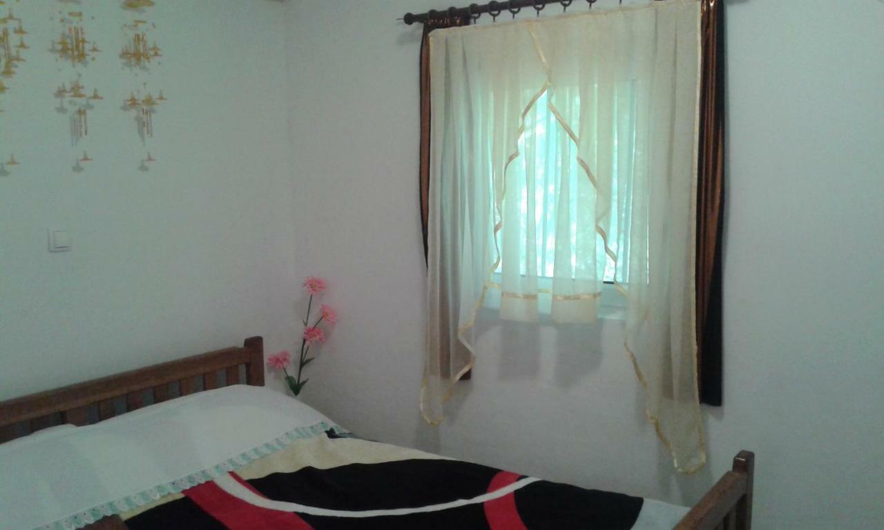 Apartmani Marija Starigrad Paklenica Exterior photo